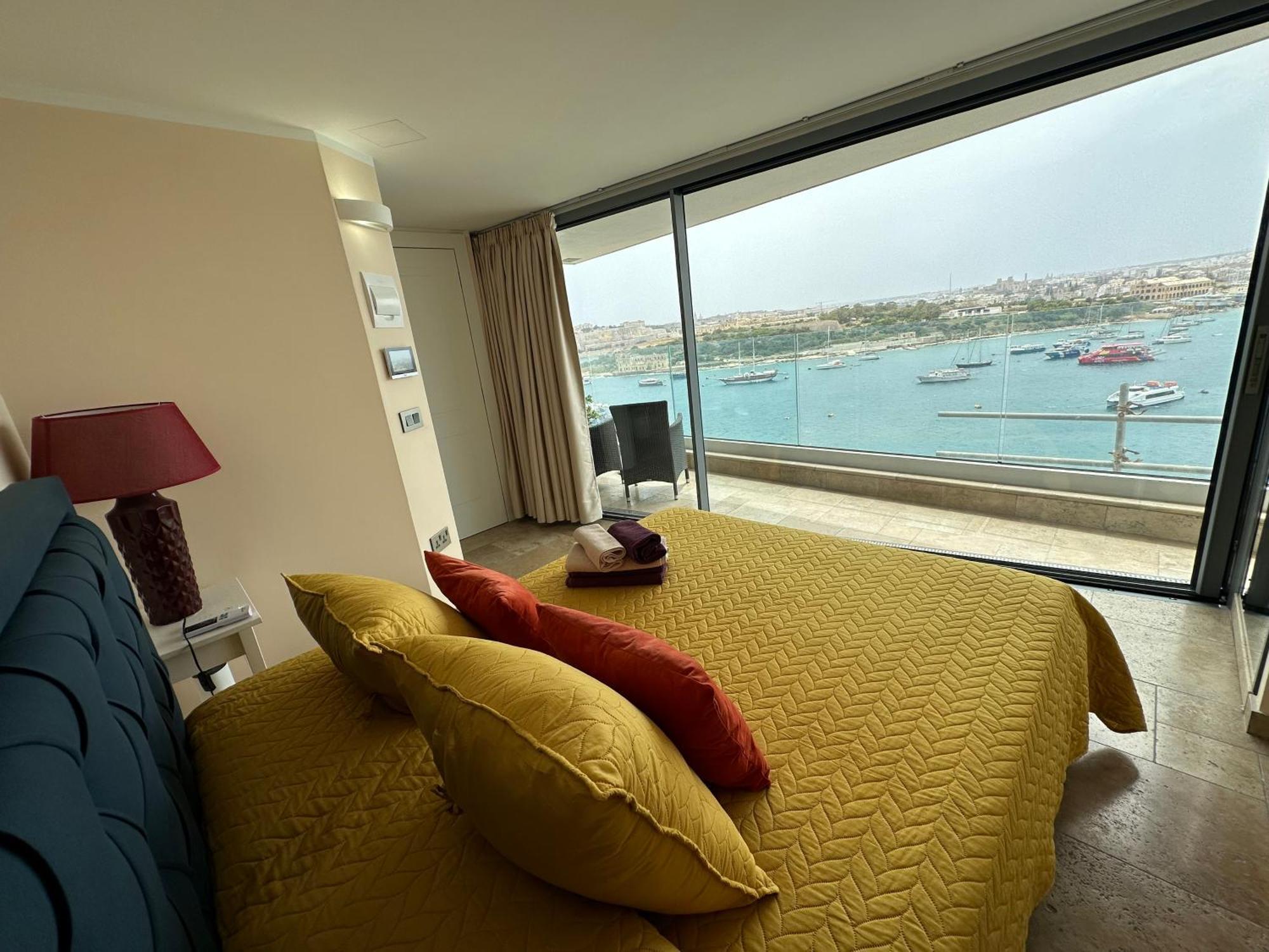 Apartamento Seafront Duplex Penthouse Sliema Exterior foto